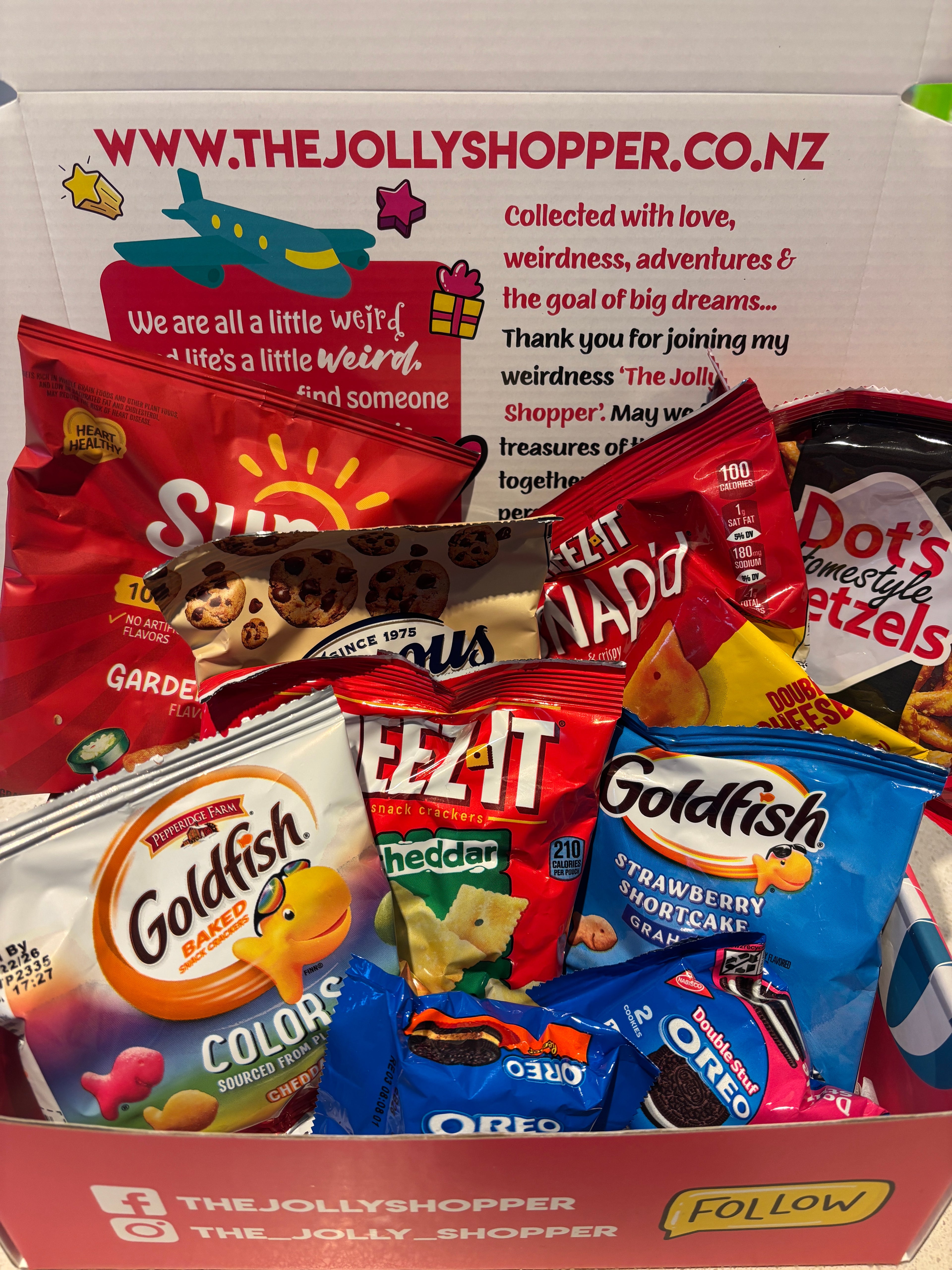 Jolly Shopper USA Snack Box
