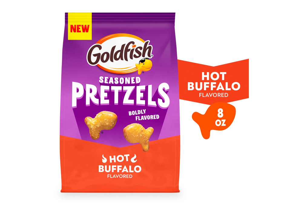 Goldfish Hot Buffalo Seasoned Pretzels, 8 Ounce Bag